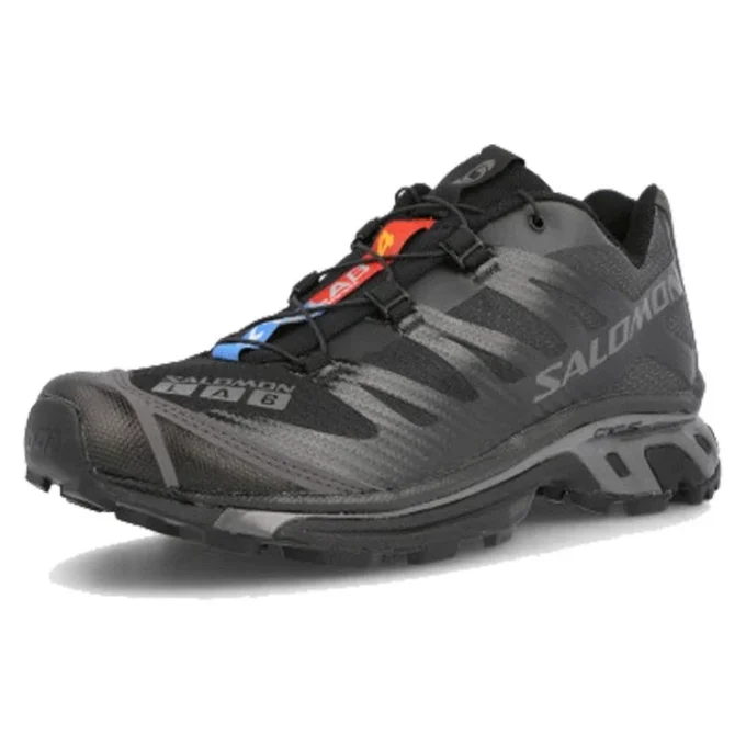 XT-4 Advanced “All Black”